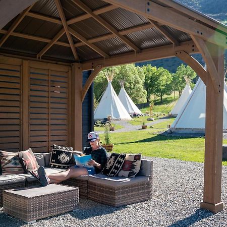 Dreamcatcher Tipi Hotel Гардинер Экстерьер фото