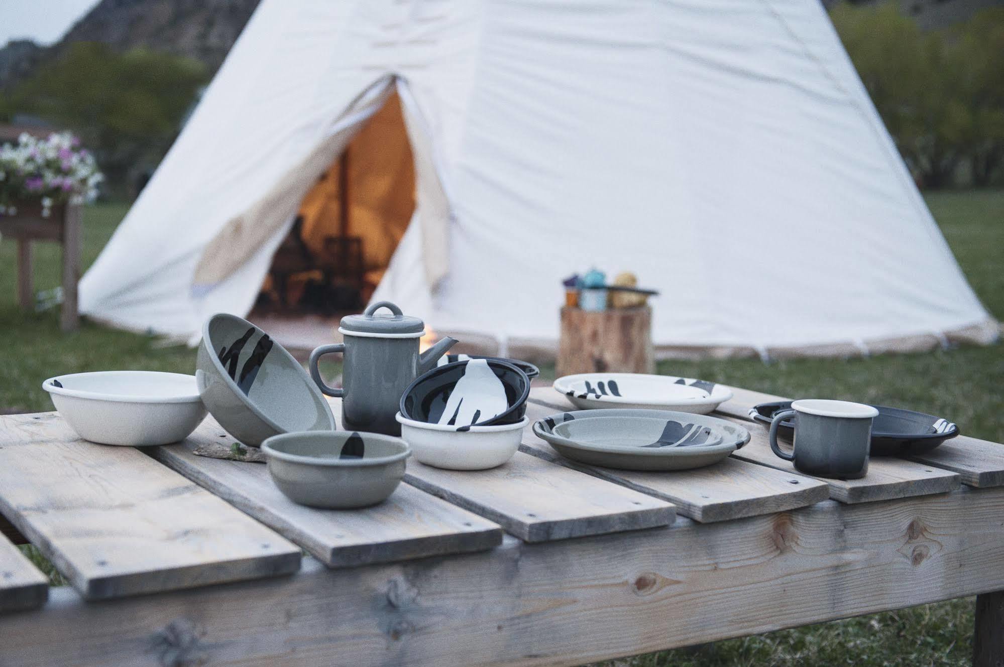 Dreamcatcher Tipi Hotel Гардинер Экстерьер фото